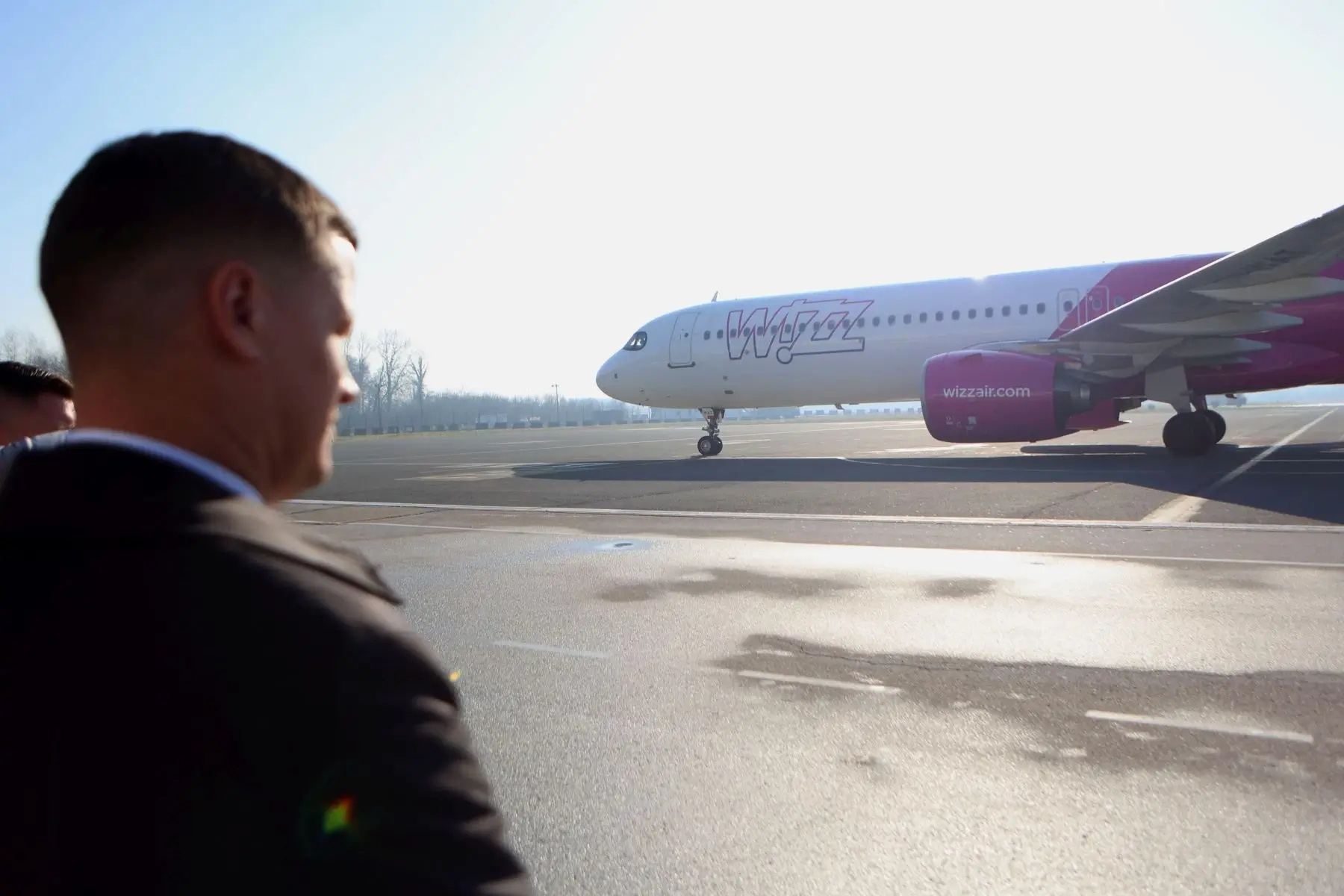 WIZZ AIR 04 12 12 2025